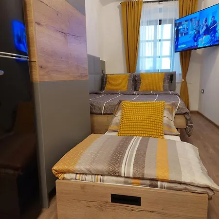 Studio Apartment Under The Castle Skofja Loka Exterior photo